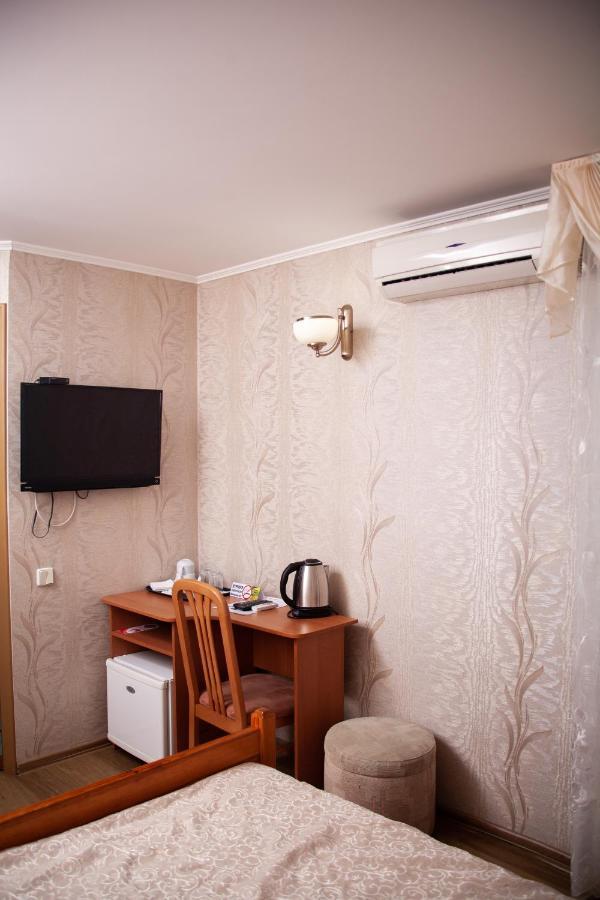 Hotel Piligrim 2 Mykolaiv Exterior foto