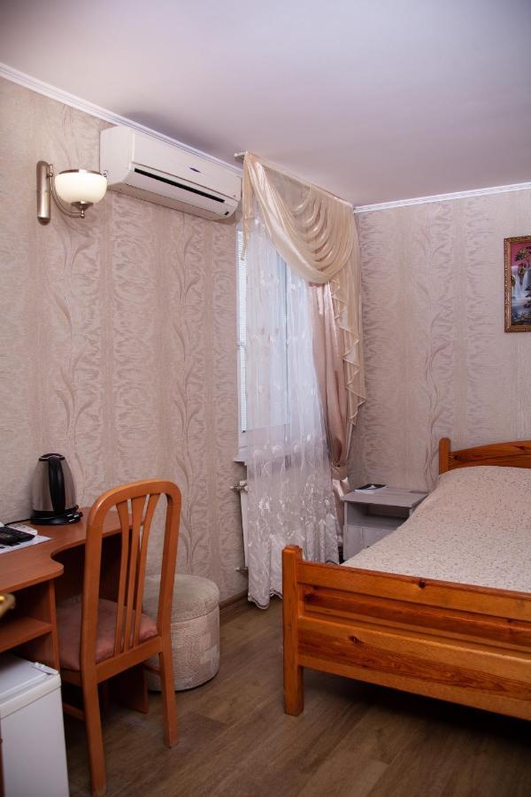 Hotel Piligrim 2 Mykolaiv Exterior foto